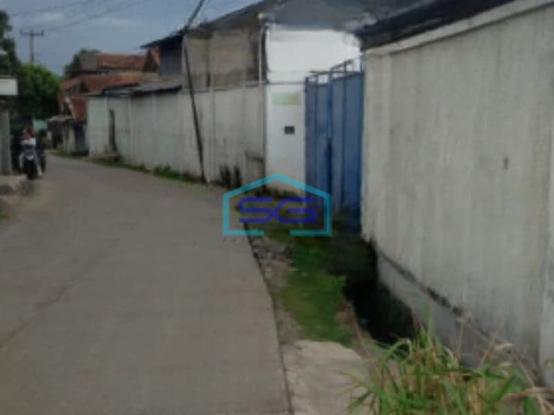 Dijual Pabrik Ada Rumah Tinggal Di Cipeuyeum, Cianjur Jawa Barat Luas Bangunan  1300 m²
