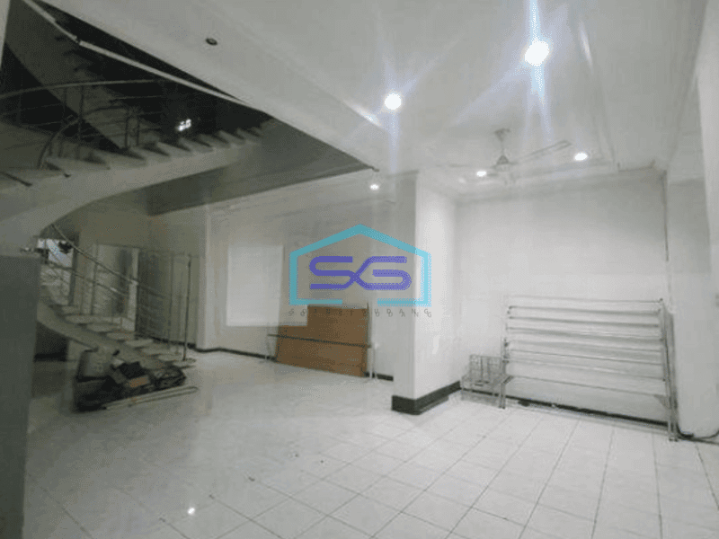 Disewakan Ruang Usaha Siap Pakai di Mayjen Sutoyo Semarang LB 1200m2