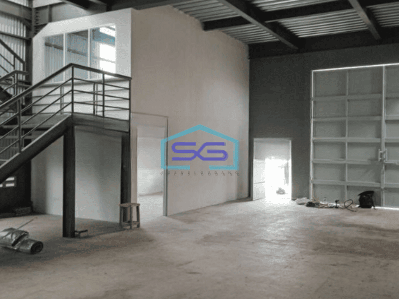 Disewakan Gudang Ada Loading Dock Luas Bangunan  890 m² di Bekasi