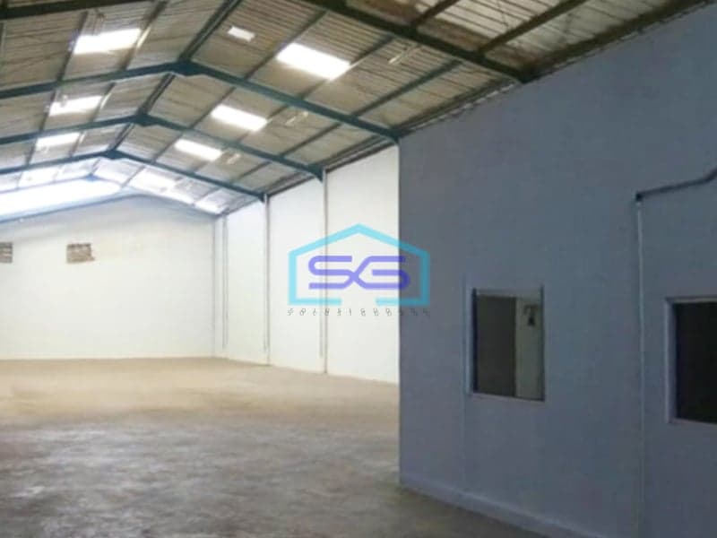 Disewakan Gudang Ada Kantor Luas Tanah 600 m² Lokasi BSD Tangerang