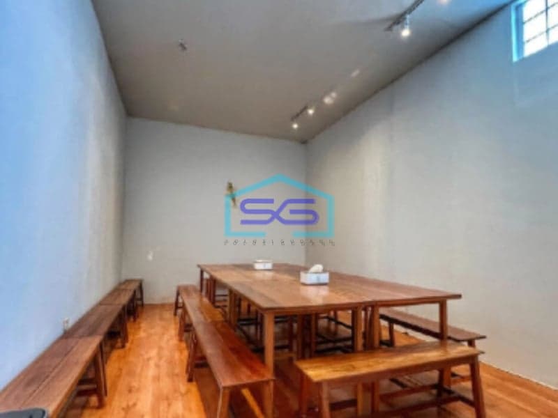 Disewakan Ruko 3 Lantai Di Mainroad Jl. Moh RAMDHAN Bandung Luas Bangunan  250 m²