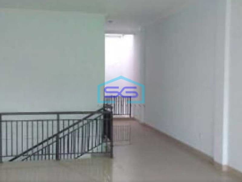 Dijual Ruko 3 Lantai Hadap Jalan Raya Villa Melati Mas Serpong Tangerang Selatan Luas Bangunan  240 m²