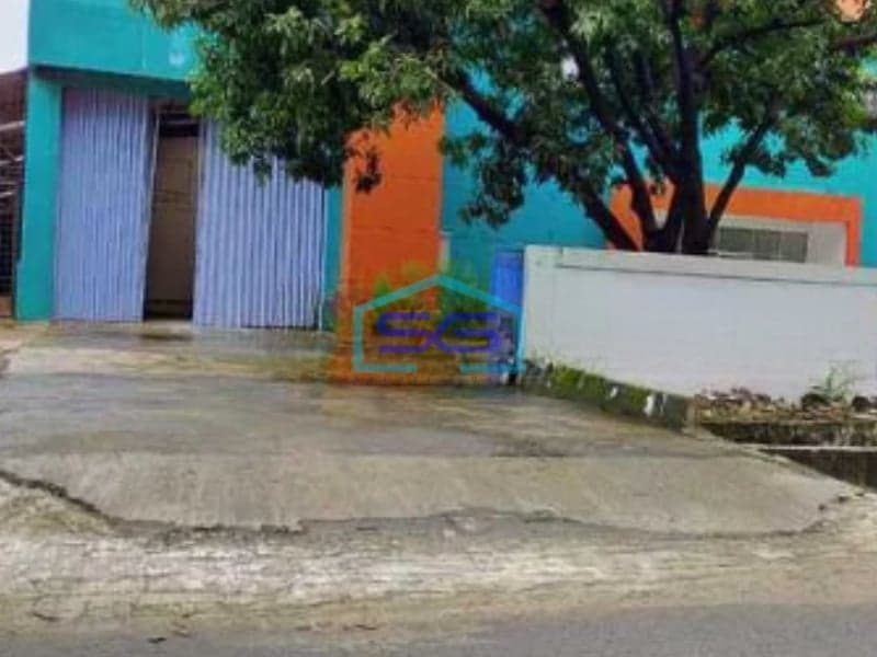 Dijual Gudang Luas Tanah 1400m2 di Kawasan Industri Cikarang Bekasi