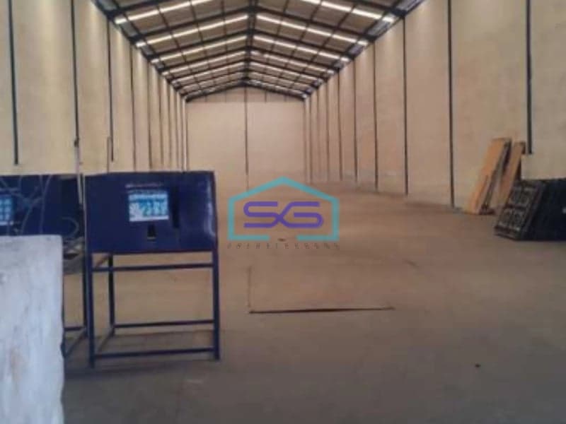 Dijual Gudang Lokasi Bebas Banjir di Kapuk Kamal Jakarta Barat Luas Bangunan  379 m²