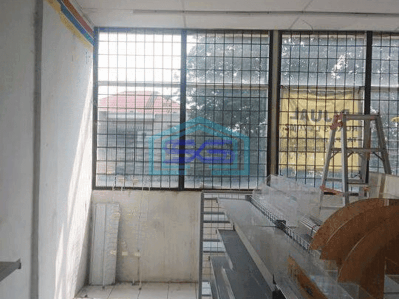 Dijual ruko bekas indomaret cocok untuk Gudang di Tegal Alur Jakarta Barat