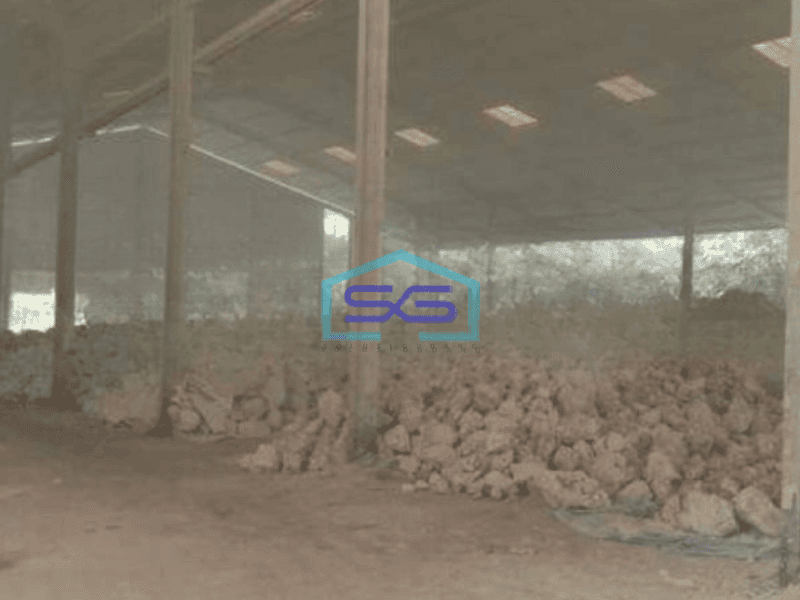 Dijual Gudang Luas Bangunan  7384 m² di Gresik Kota