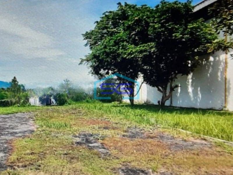 Dijual Gudang Bagus Tanah Luas ex Pabrik di Klapanunggal Bogor LT 184855m2