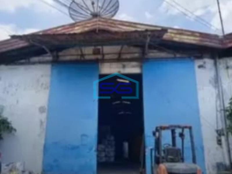 Dijual Gudang Luas Tanah 594m2 di Margomulyo Permai Surabaya