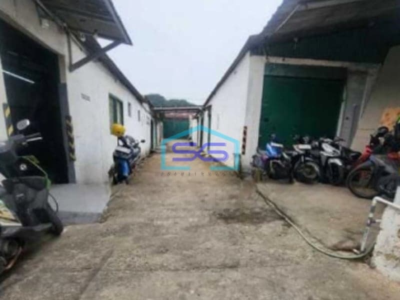 Dijual Gudang Luas Tanah 1260m2 Akses Kontainer 40 Feet Jakarta Barat Cengkareng