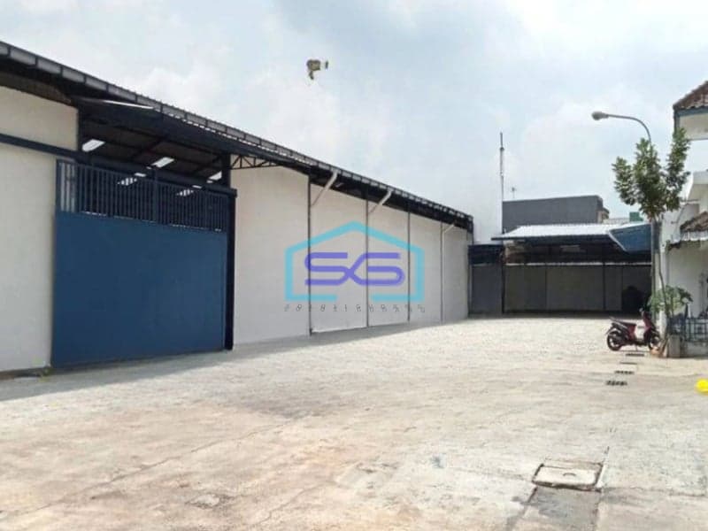 Disewakan Gudang Exclusive 3000m2 Lengkap Kantor Parkir luas Lokasi Jl Raya Narogong Bekasi