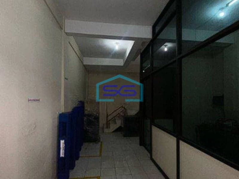 Dijual Ruko 3 Lantai Jl. Arif Rahman Hakim Surabaya Kota LB 135m2