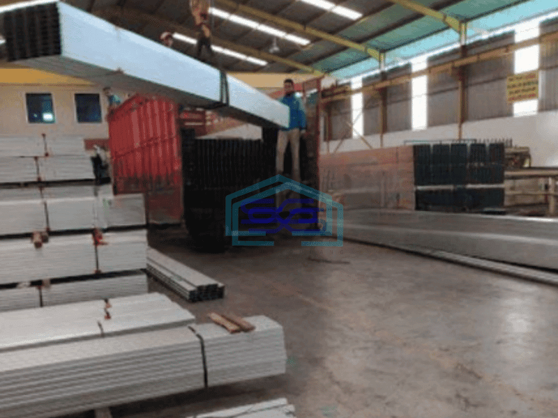 Dijual Pabrik Akses Container 40 Feet di Menganti Gresik Luas Bangunan  9066 m²