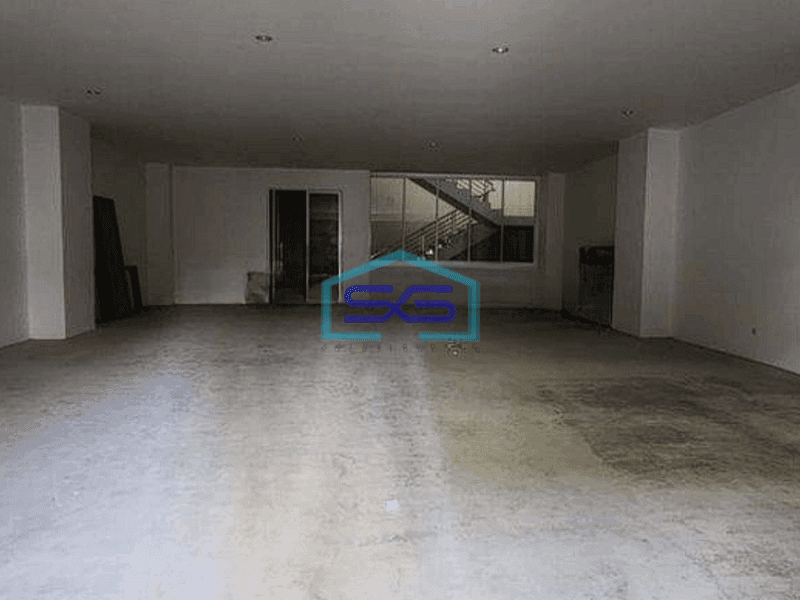 Disewakan Ruko Gandeng Jalan H. Agus Salim, Menteng Jakarta Pusat LB 1250m2