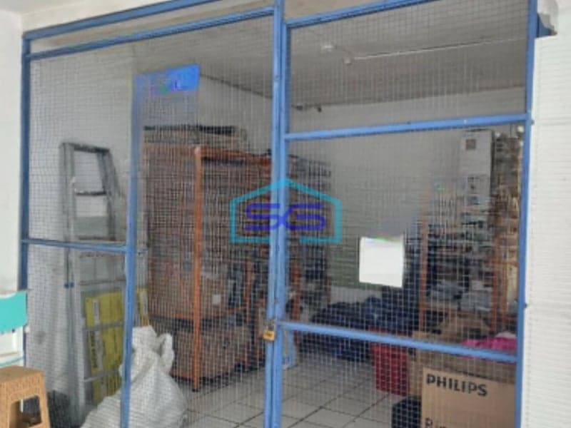 Disewakan Gudang Lokasi Bebas Banjir Siap Pakai Luas Bangunan  1407 m² di Bergas Semarang