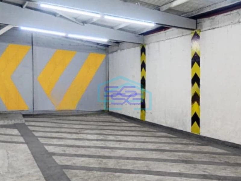 Disewakan Gudang Akses Container 40 Feet Luas Tanah  200 m²  di Jakarta Utara