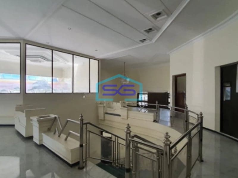 Dijual Ruang Usaha di Pinggir Jalan Raya Jemursari Surabaya LT 700m2