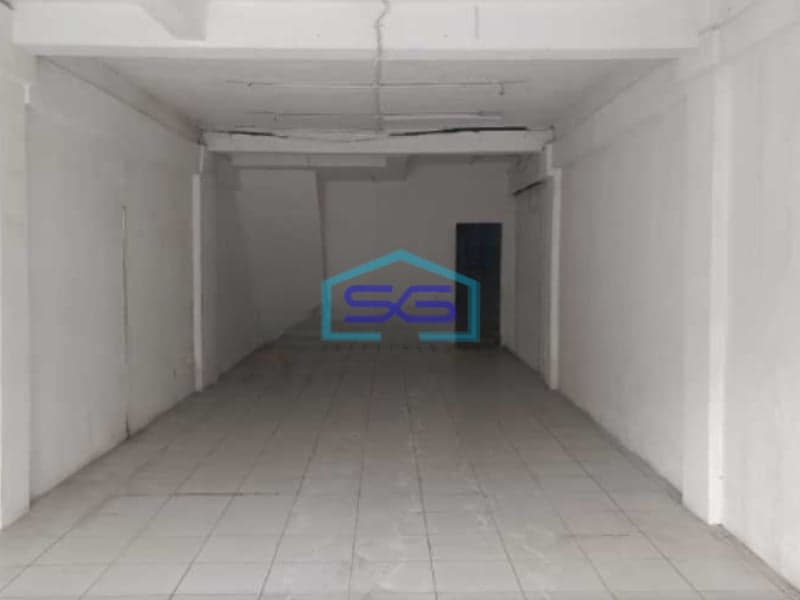 Di Sewakan Ruko 2 Lantai Di Daerah Komersil Ciputat Tangerang Luas Bangunan  200 m²