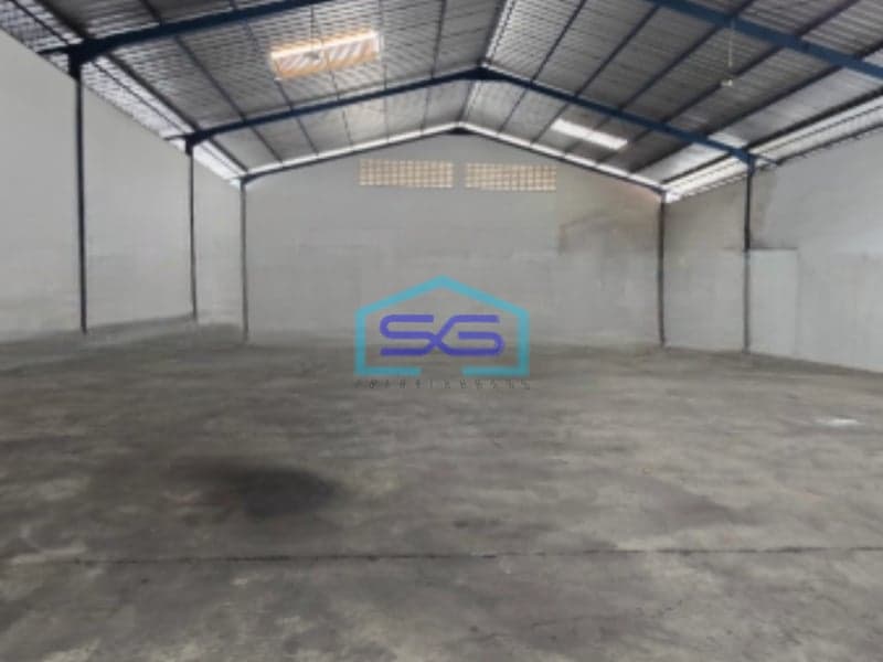 Disewakan Gudang Ada Kantor Luas Bangunan 2660 m² Lokasi Ngaliyan Semarang