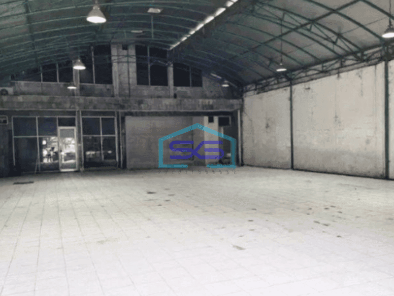 Disewakan Gudang Plus Kantor Luas Bangunan  305 m² Lokasi Strategis di Cideng Jakarta Barat