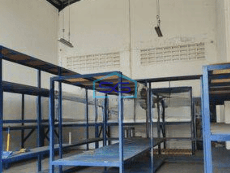 Dijual cepat Gudang strategis di Green Sedayu Bizpark, Daan Mogot