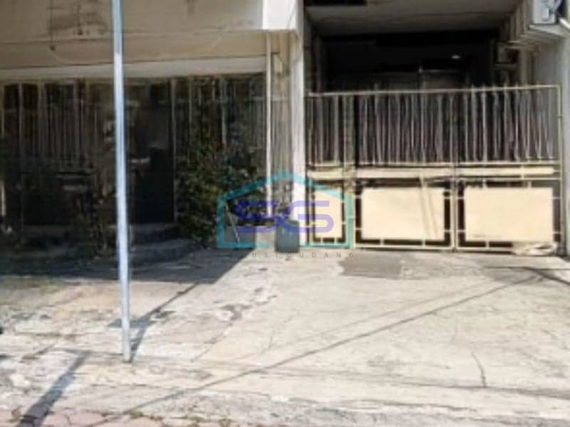 东爪哇锦石市中心一楼商铺出租