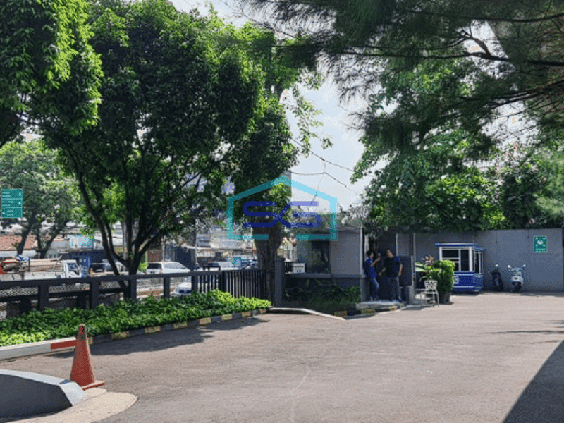 Disewakan Gedung 7 lantai di Warung Buncit Bagus Jakarta Selatan