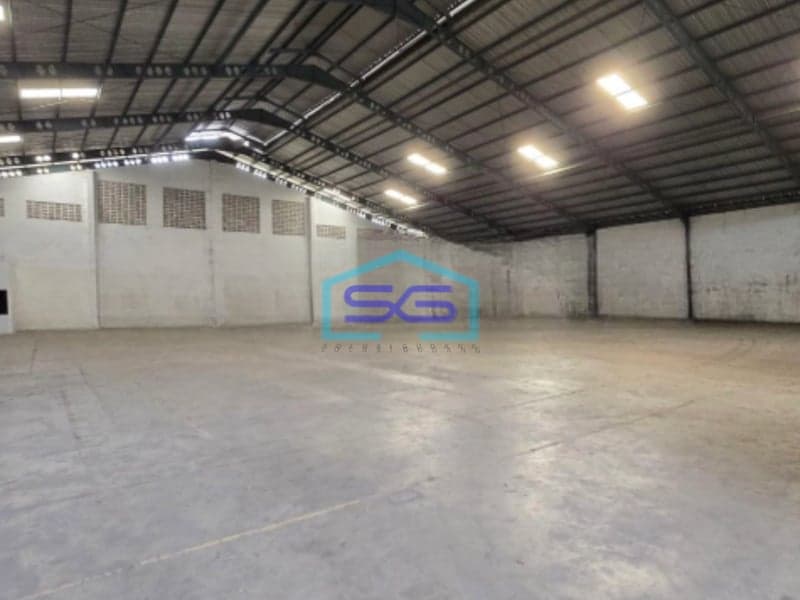 Disewakan Gudang Luas Tanah 2000 m² Lokasi Strategis di Ngaliyan Semarang