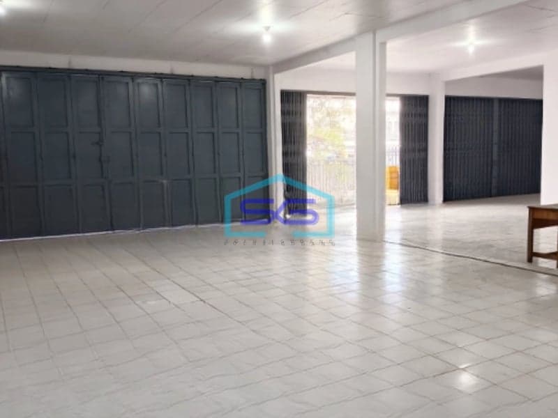 Dijual Ruko Besar Luas Tanah  662 m² 2 Lantai Lokasi Strategis di Cimahi Utara