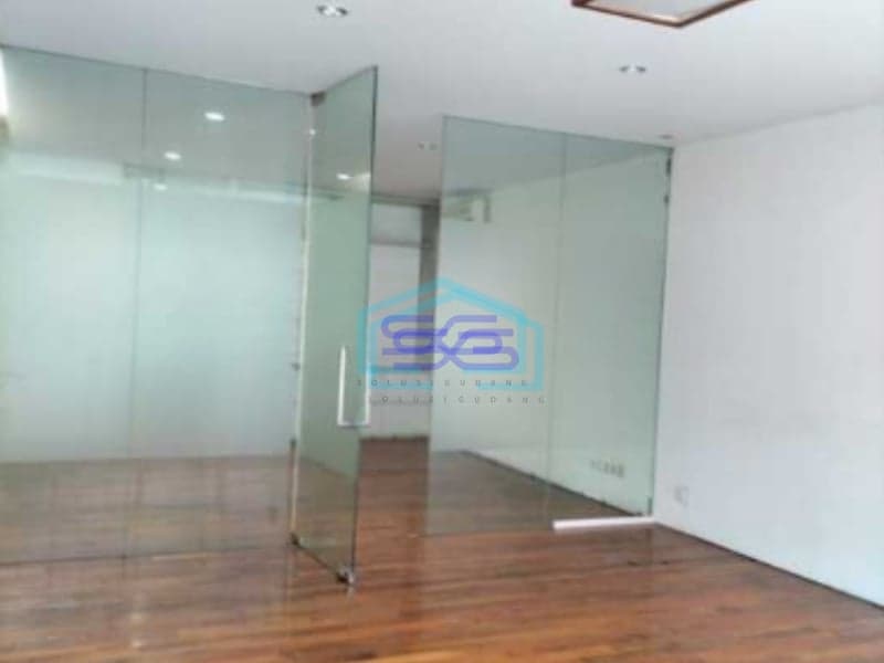 Dijual Ruko Graha Kencana Strategis Pinggir Jalan Raya Kebon Jeruk Jakarta Barat Luas Bangunan  290 m²