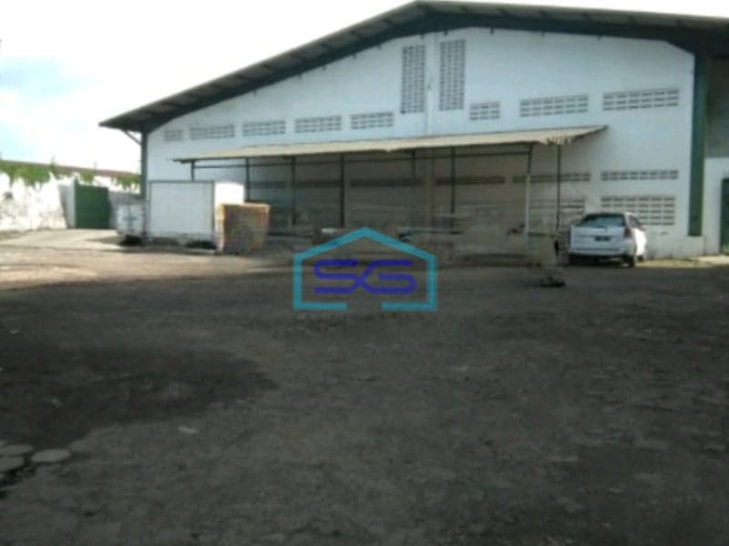 Disewakan Gudang Luas Bangunan 2000 m² di Bandung