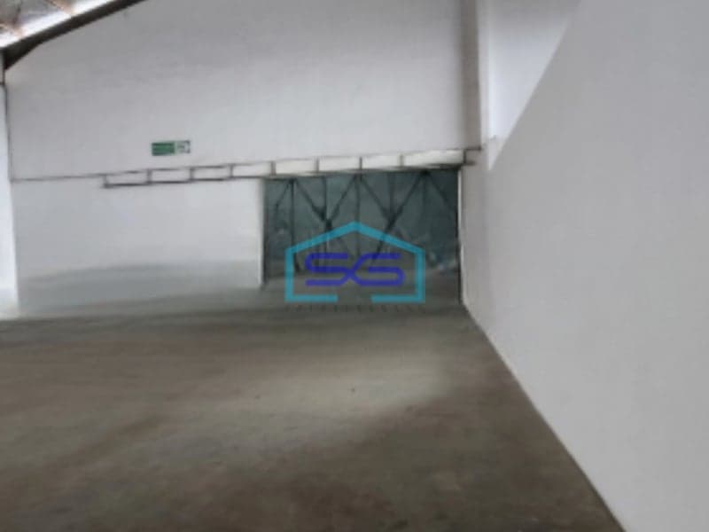 Disewakan Gudang Ada Loading Dock Luas Tanah 2400 m² Lokasi Semarang Barat
