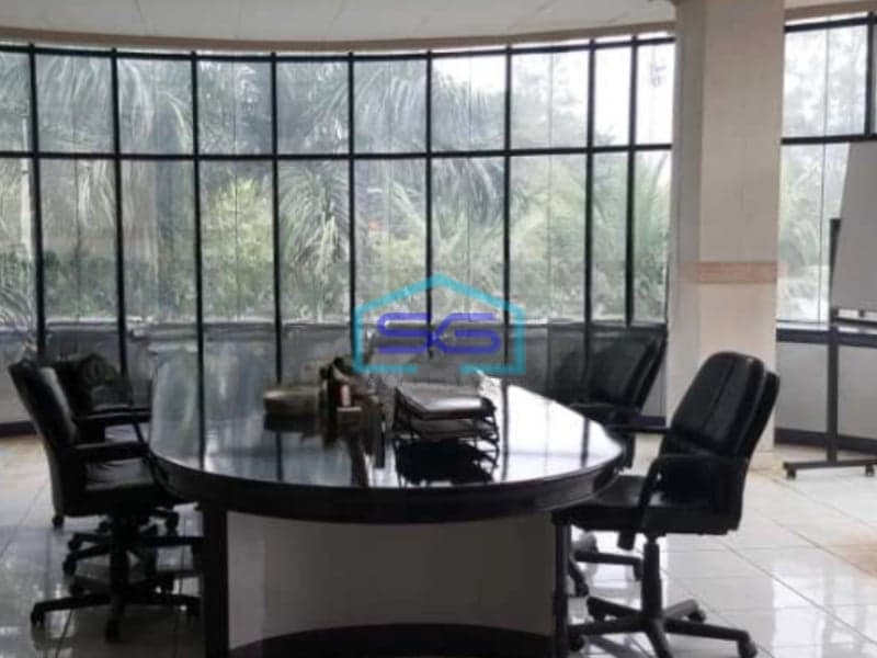 Dijual Kantor Luas Tanah 660 m² Lokasi di Jakarta Barat