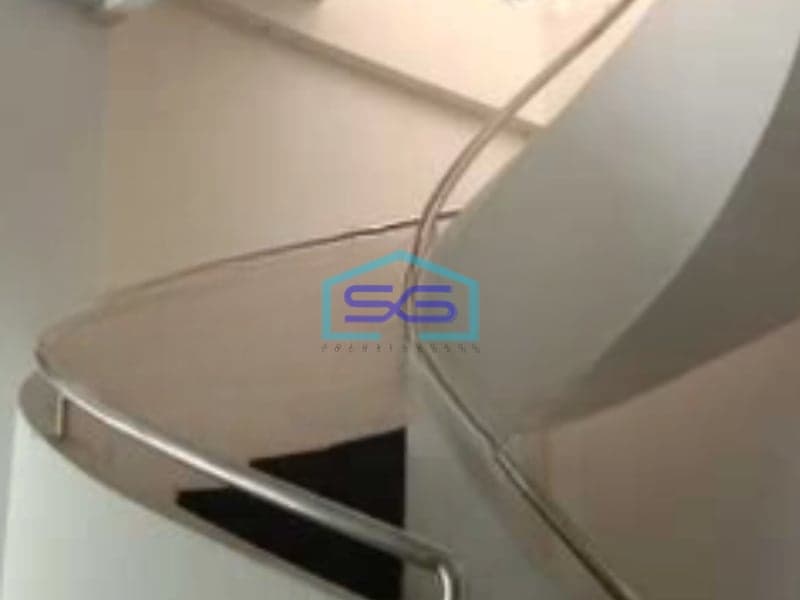 Disewakan Ruko Lokasi Strategis Luas Tanah  590 m² di Surabaya Kota