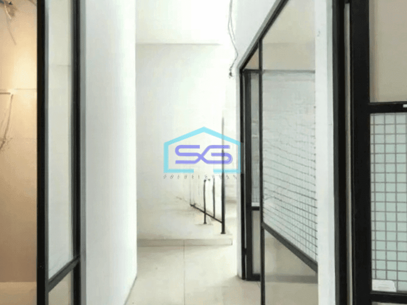 Dijual Ruko Luas Bangunan 637 m² Lokasi Bebas Banjir di BSD Tangerang