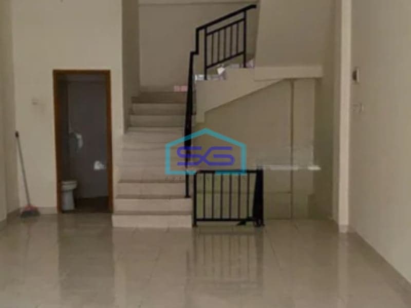 Disewakan Ruko 3 Lantai di Duri Kosambi Jakarta Barat Luas Bangunan 165m2