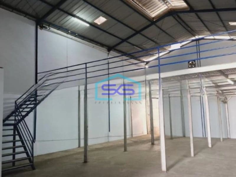 Dijual Gudang Luas Tanah 397 m²  Lokasi Kapuk Kamal Jakarta Barat