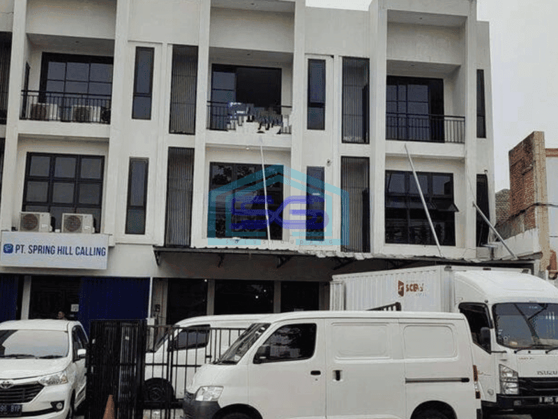 Disewa Ruko Lokasi Strategis di Tebet Timur Jakarta Selatan