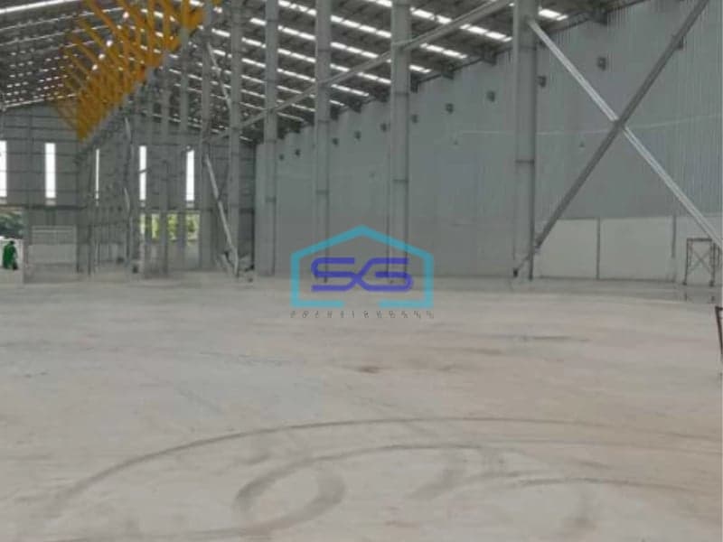 Disewakan Gudang Akses Container Luas Tanah  3360 m² Lokasi di Sepatan Tangerang