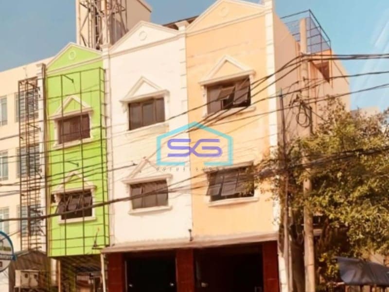Dijual Ruko muara karang di pinggir jalan raya Pluit Jakarta Utara Luas Bangunan  150 m²