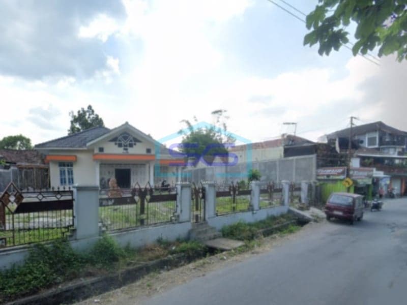 Disewakan Bangunan Komersil Cocok Untuk Kantor atau Usaha di Umbulmartani Ngemplak Sleman Yogyakarta LB 352m2