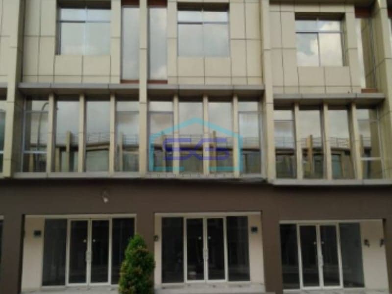 Dijual Ruko 2,5 Lantai di Pinang Tangerang Luas Bangunan 160m2