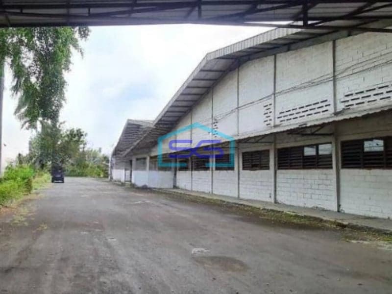 Dijual Gudang Pabrik & Gedung Kantor Industri Lokasi Di Karawang Timur LT 44508m2