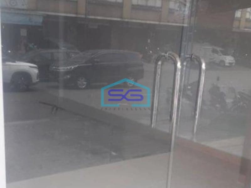 Disewakan Ruko 3 Lantai Golden Boulevard, Serpong Tangerang