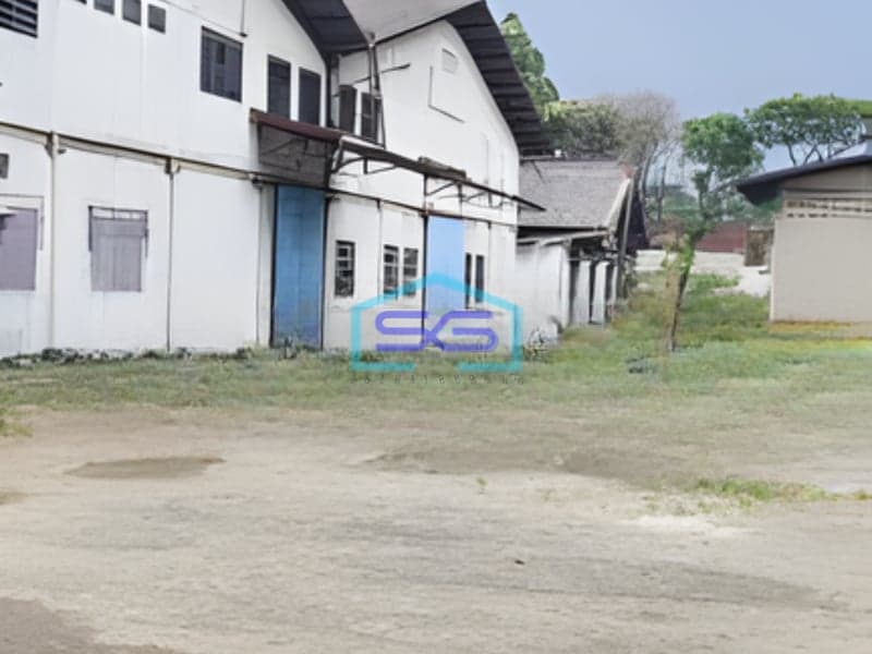 Dijual Pabrik Luas Bangunan  10000 m²  Lokasi Bebas Banjir di Pasar Kemis Tangerang