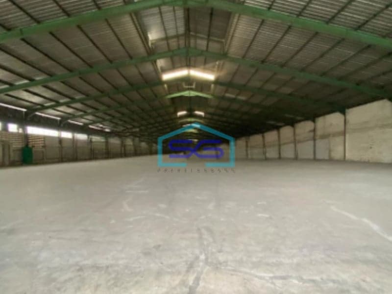 Disewakan Gudang Pinggiran Kota Di Citeureup Bogor Luas Bangunan 26000 m²