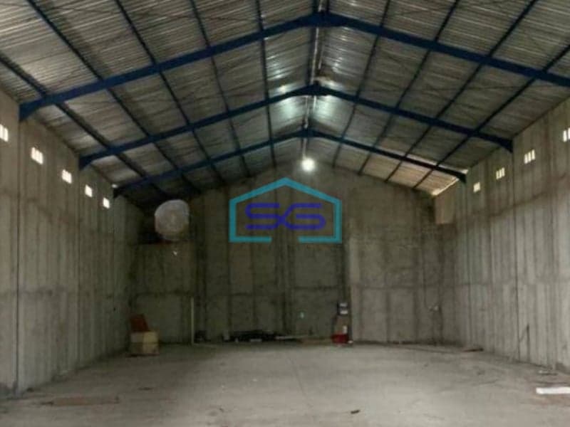 Disewakan Gudang Zona Industri Luas 700m2 Lokasi di Sragen
