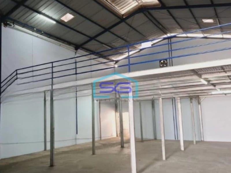 Dijual Gudang Luas Tanah  397 m² Lokasi di Kapuk Kamal Jakarta Barat