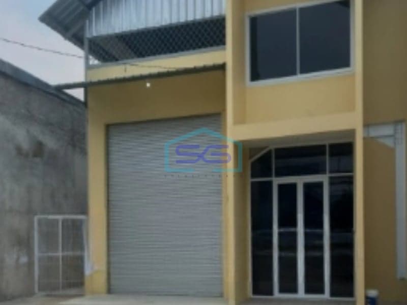 Disewakan Gudang Baru Luas Tanah 700 m² Lokasi di Jalan Raya Setu Tangerang Selatan