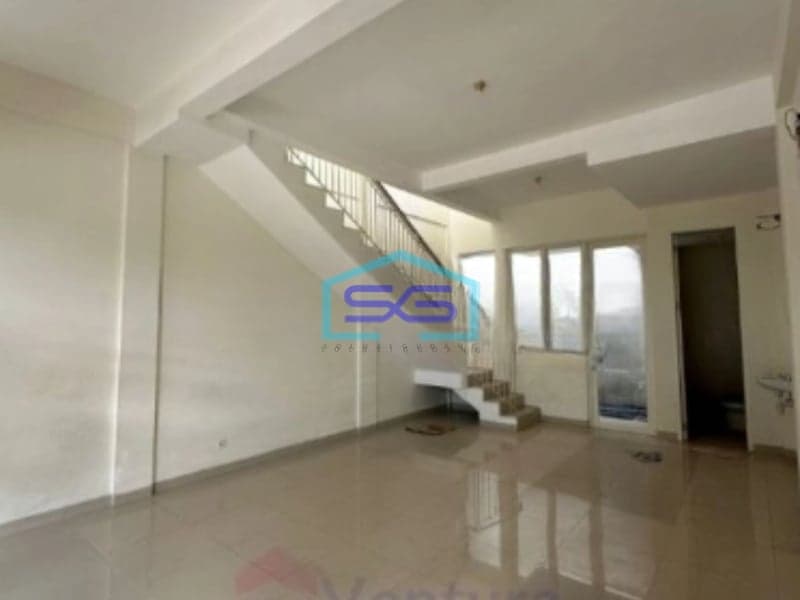 Disewakan 2 Ruko Jejer Kondisi Siap Pakai Cocok Untuk Komersial Di Surabaya Luas Bangunan  160 m²