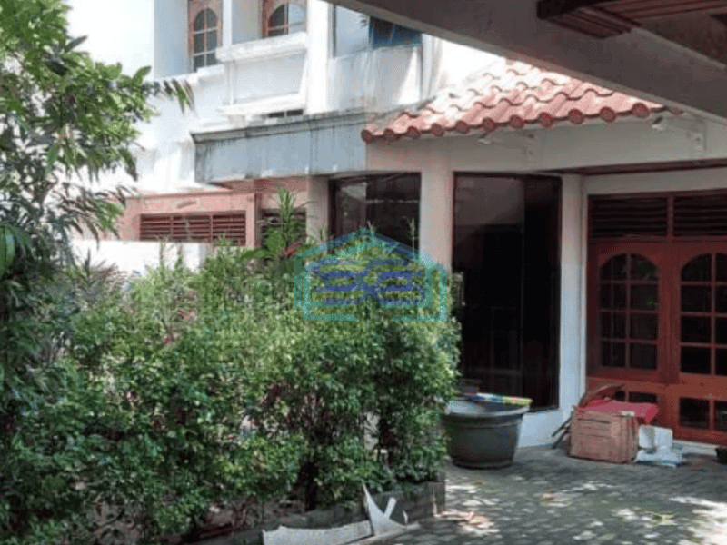 Dijual Ruang Usaha Bangunan Komersial Surabaya Pusat Luas Bangunan 881 m²